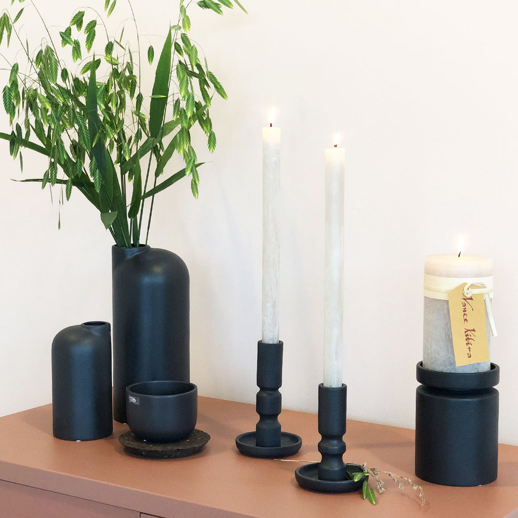 Elegante og håndlavede Ania lysestager - Midnight Black