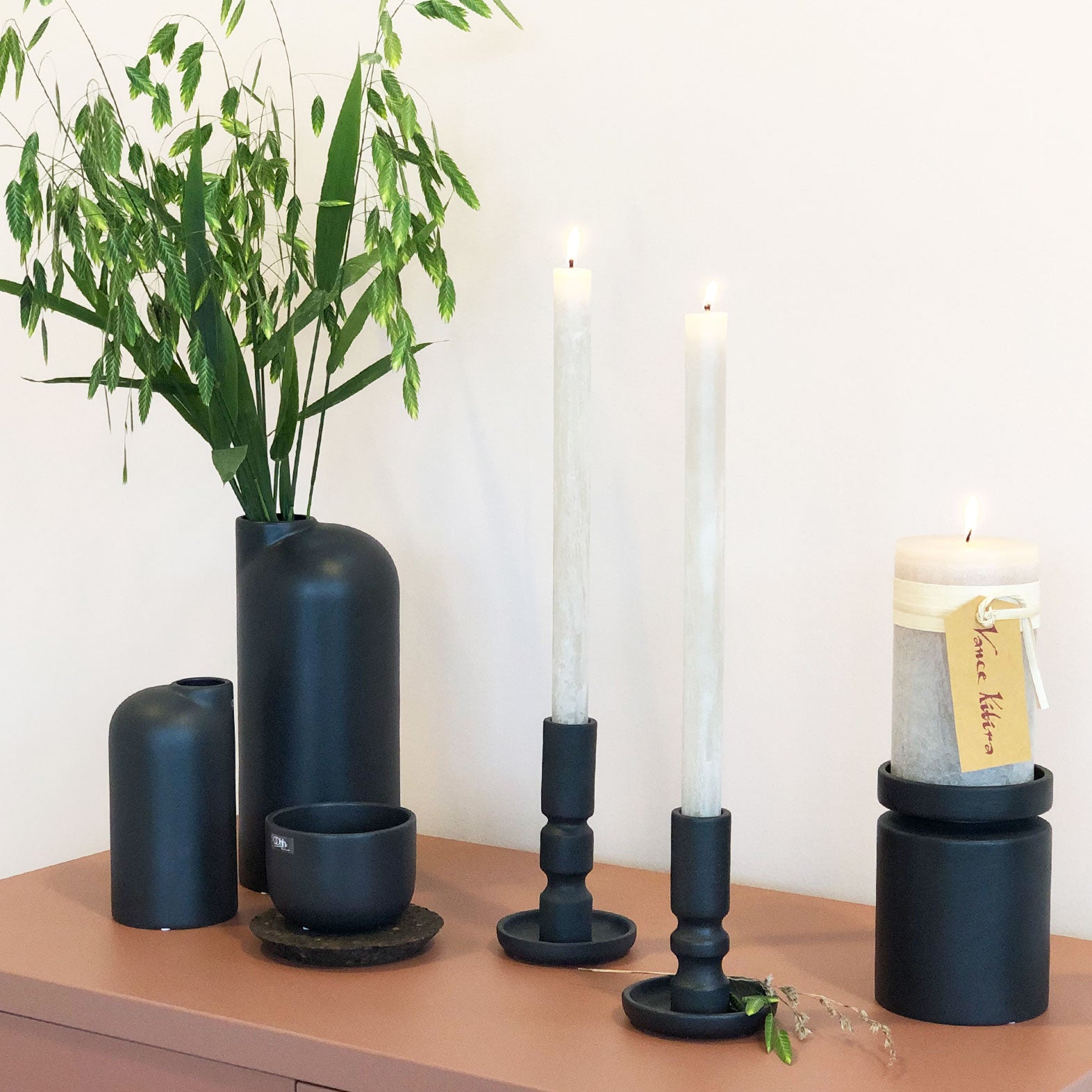 Elegante og håndlavede Ania lysestager - Midnight Black