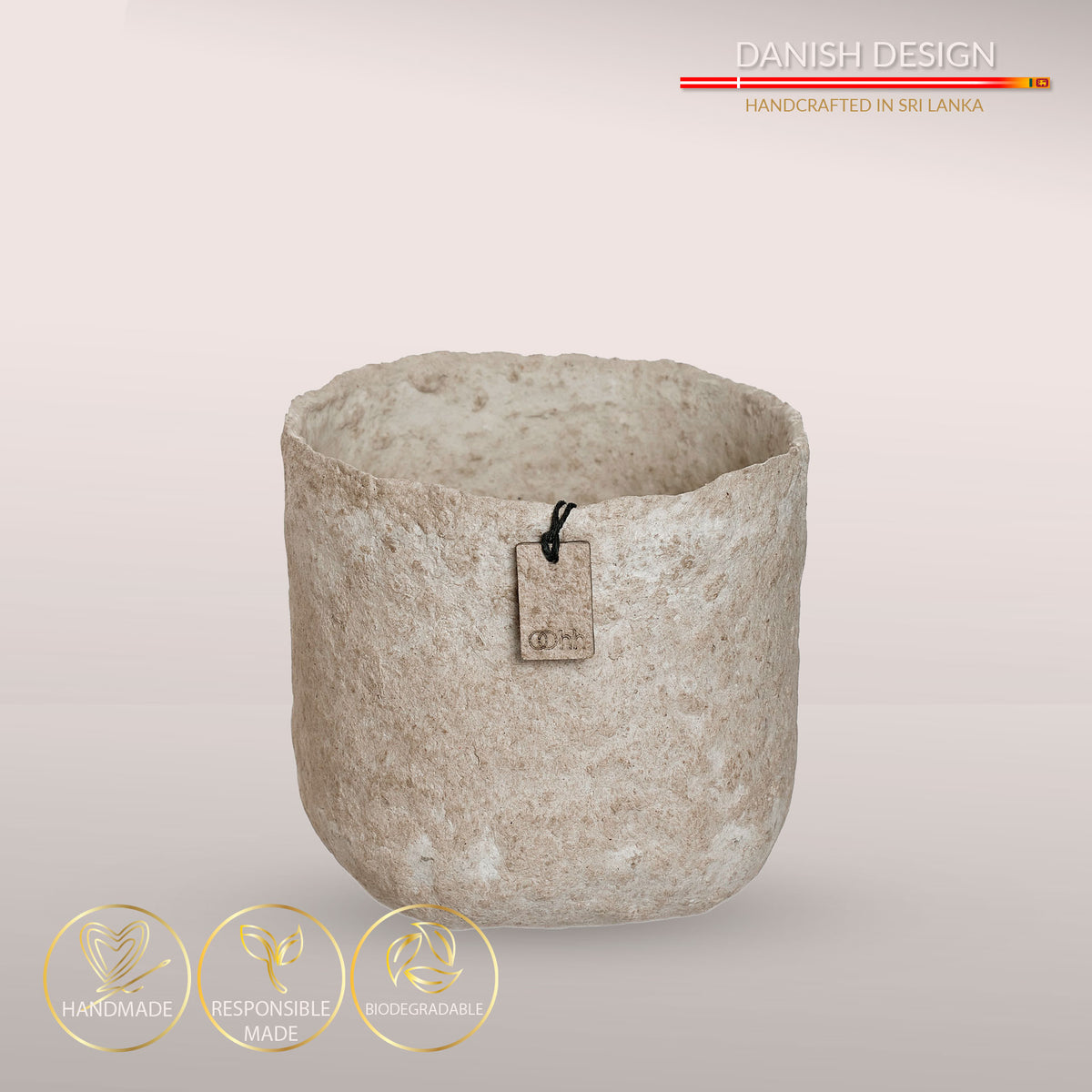Kvadratisk og håndlavet Clay potteskjuler - Nordic Taupe