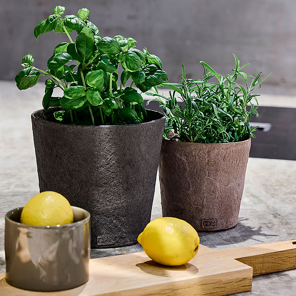 Håndlavet Terra potteskjuler i Zero Waste materiale - Deep Brown