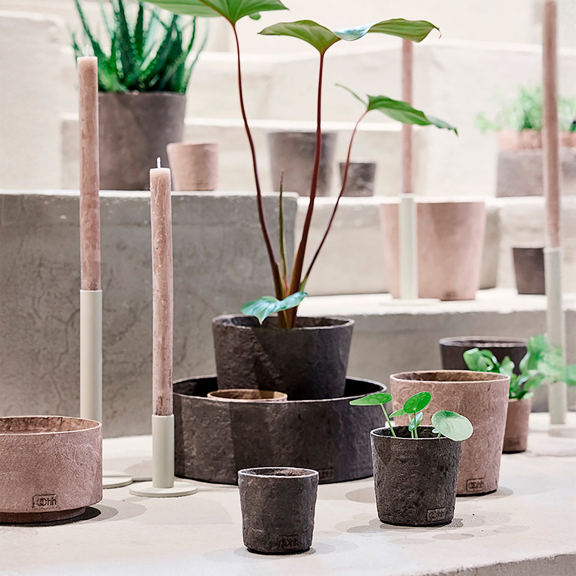 Håndlavet Terra opbevaringsbakke i Zero Waste materiale - Deep Brown