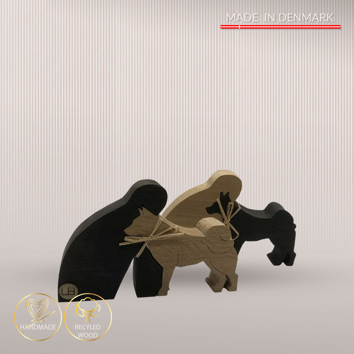 Harmony Faithful Dog – Spidshund træfigur | No. 15