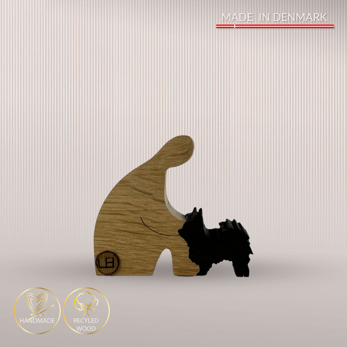 Harmony Faithful Dog – Pomeranian træfigur | No. 48