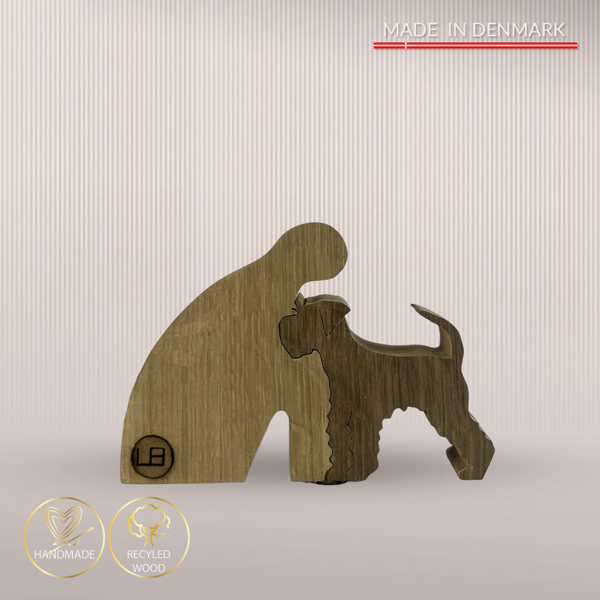 Harmony Faithful Dog – Schnauzer træfigur | No. 52