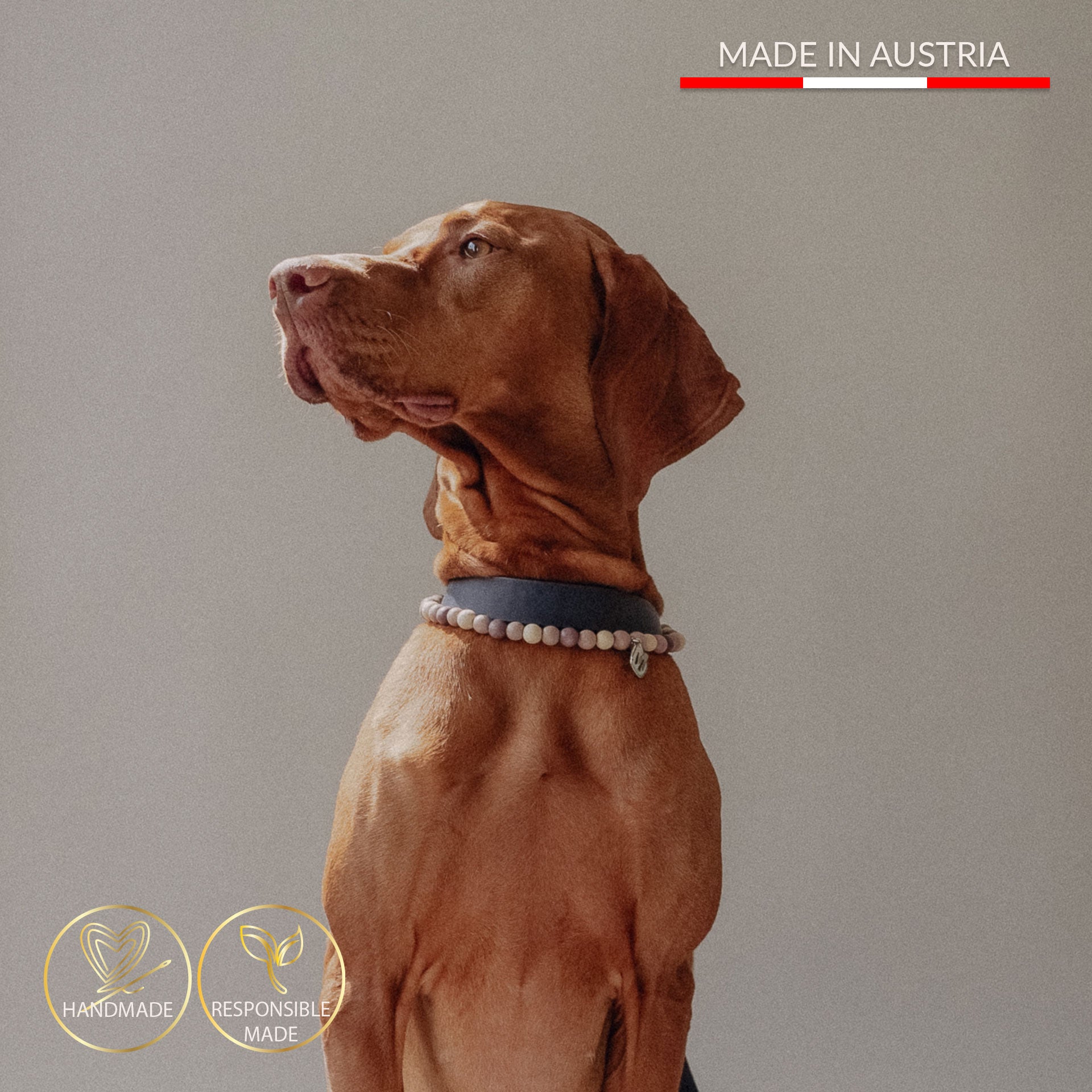 Håndlavet elegant hundehalskæde med små træperler