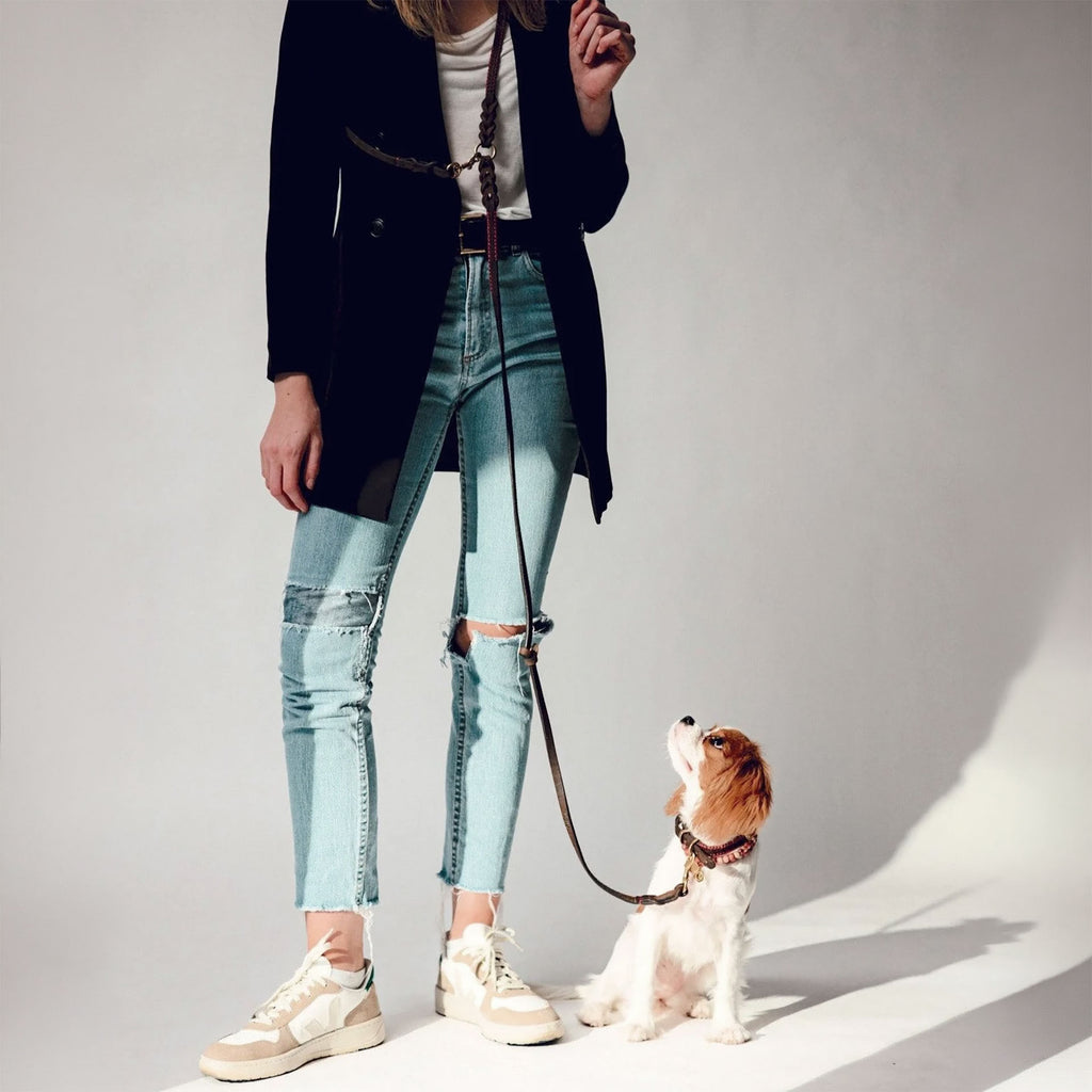Lumas håndfri og justerbar hundesnor i ægte læder - Midnight Black